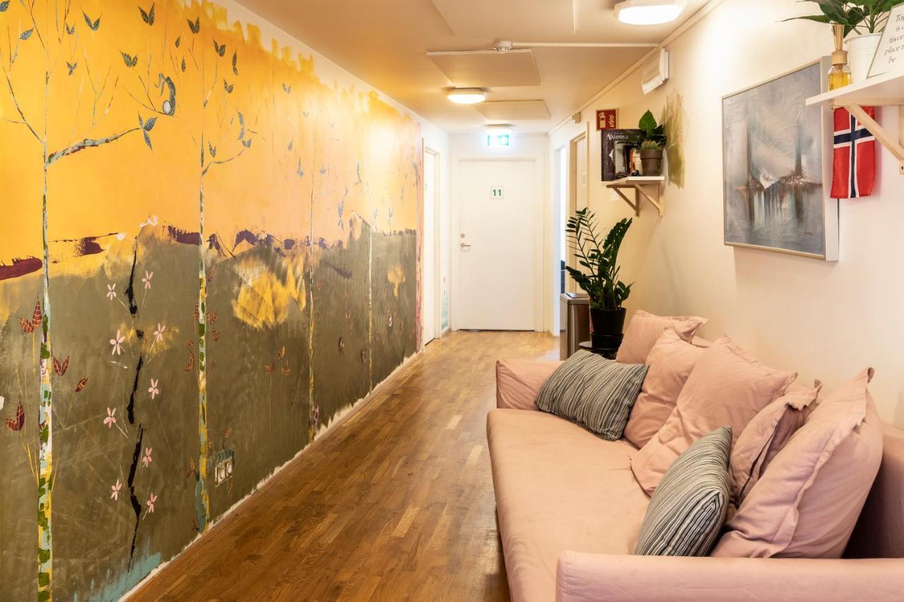 Vibrant Iceland Hostel Hafnarfjörður Exteriör bild
